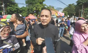 Wali Kota Surabaya Telusuri...