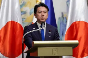 Jepang Buka Pembahasan Senj...