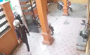 Adang Pencuri Motor, Pengemudi Ojek Malah Ditembak