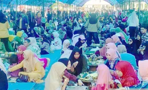 Ribuan Warga Hadiri Pesta Budaya KKMM Sultra di Kota Kendari