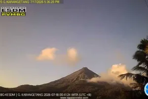 Suara Gemuruh Gunung Karangetang Terdengar Hingga Pos PGA