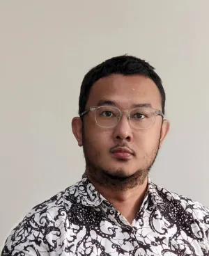Turunkan Target Penerimaan ...