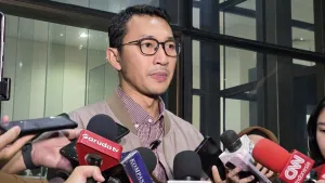 KPK: 19 Orang Diamankan dal...