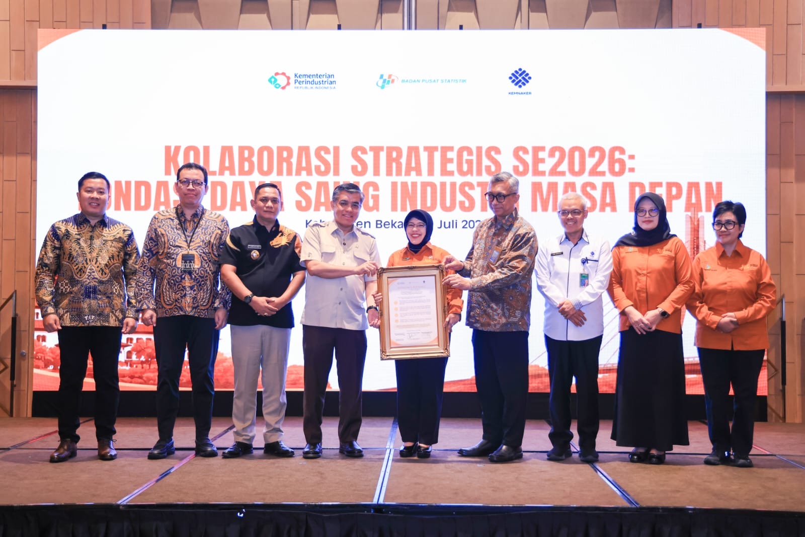 Menaker: Data Sensus Ekonomi 2026 Perkuat Penyusunan Kebi...