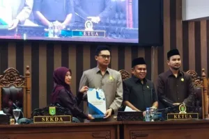 Pemkab Tanah Bumbu Ajukan R...