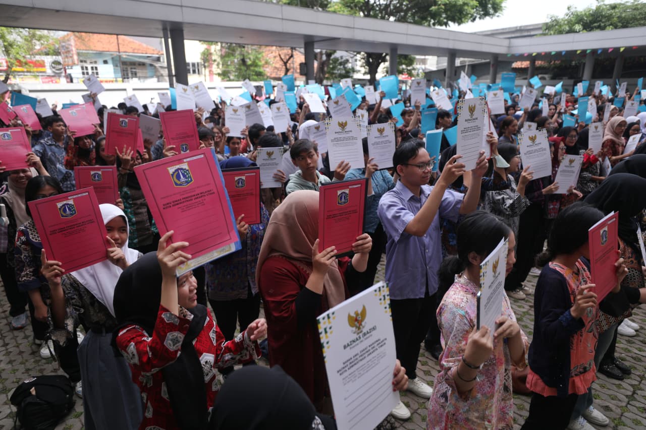 DPRD DKI Minta Bantuan Penebusan Ijazah BAZNAS Dibayar Penuh