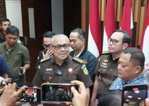 Pengeluaran Fiktif, Kejati Jatim Tahan Eks Dirut Kebun Binatang Surabaya