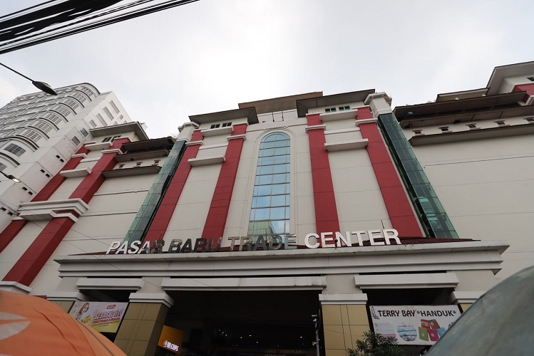 Tanggapi Rencana Reaktivasi Bandara Husein, Pedagang di P...