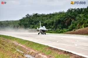Bukan Cuma Buat Mobil! PU Siapkan Tol untuk Pendaratan Jet Tempur