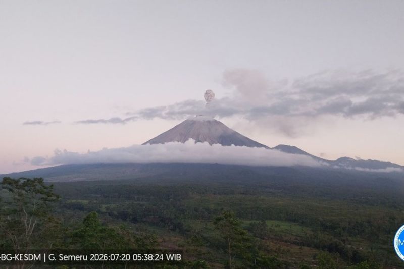 Gempa Letusan Masih Mendominasi Aktivitas Vulkanik Gunung Semeru