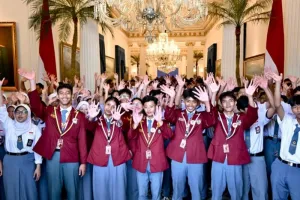 Hari Anak Nasional, Siswa SMA Negeri 55 Jakarta Rasakan Pengalaman Belajar di Istana Kepresidenan.