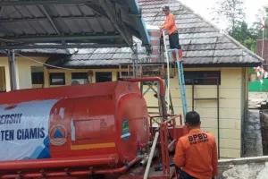 Kemarau Meluas di Ciamis, Ribuan Warga Bergantung pada Distribusi Air Bersih BPBD