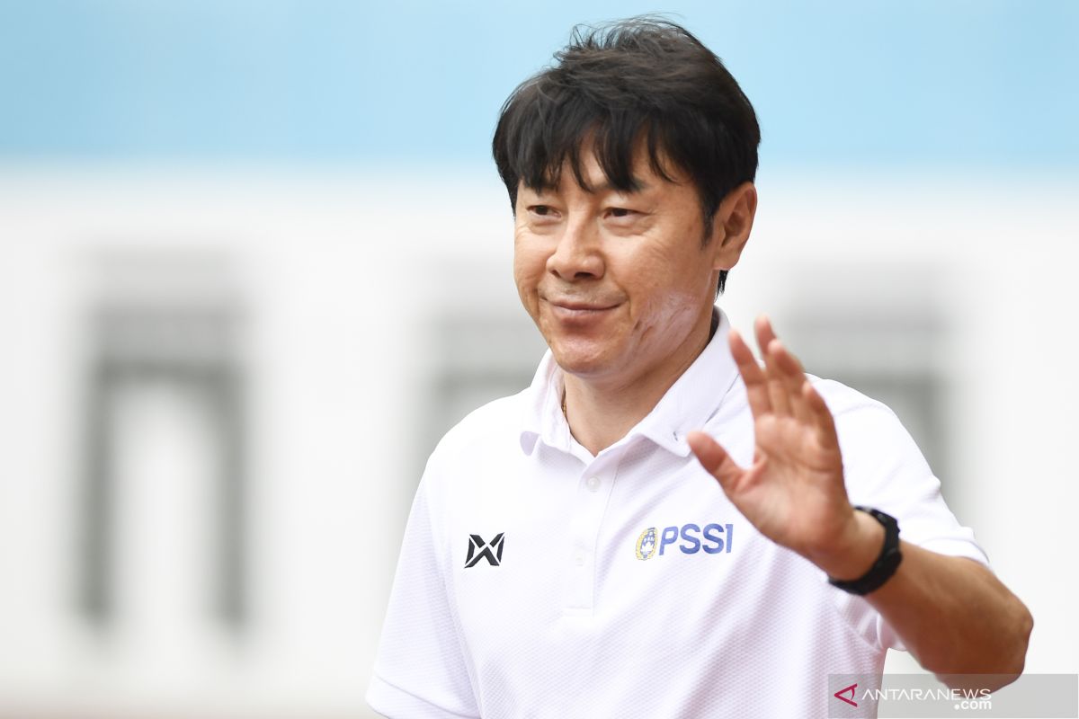 Shin Tae Yong Disanksi KFA 10 Tahun, Posisi Pelatih Persi...