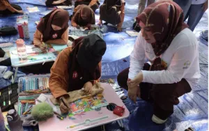 Mengajak Anak-anak Aceh Mel...