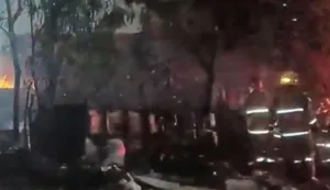 Kebakaran Hanguskan Toko Gas di Kompleks Eramas Pulogebang, Diduga Gara-gara Korsleting Listrik