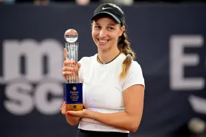 Korpatsch Akhiri Penantian Panjang Petenis Putri Jerman Juara di Hamburg Open