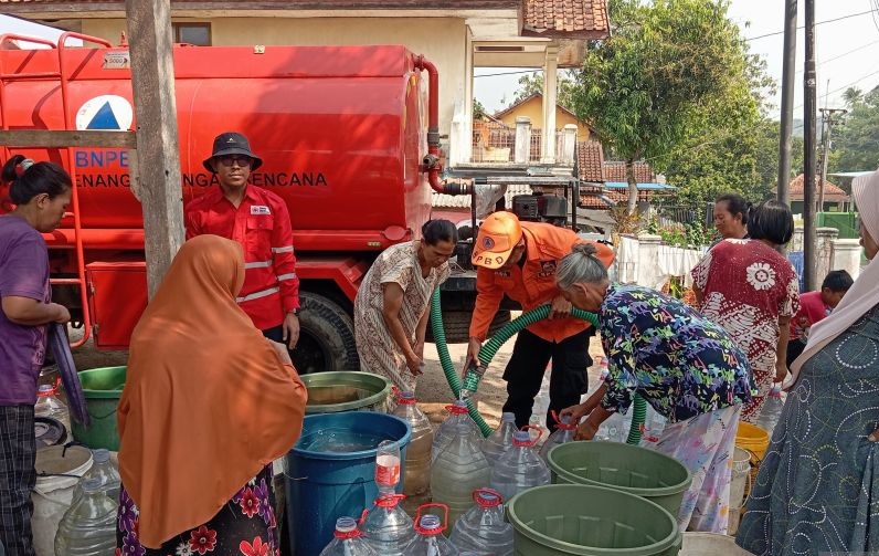 Krisis Air Bersih Akibat Kemarau, BPBD Bandung Barat Distribusikan 71 Ribu Liter Air