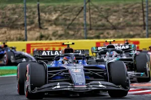 Tabrakan dengan Sainz Buyarkan Kemenangan Piastri, Bos McLaren Angkat Bicara