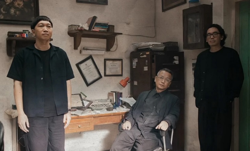 Efek Rumah Kaca Isi Original Soundtrack Film “Laut Berc...