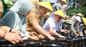 Pasar Minggu di Ubah Pemkot Jaksel jadi Lahan Sawah, Tanam Padi Pakai Galon Bekas 