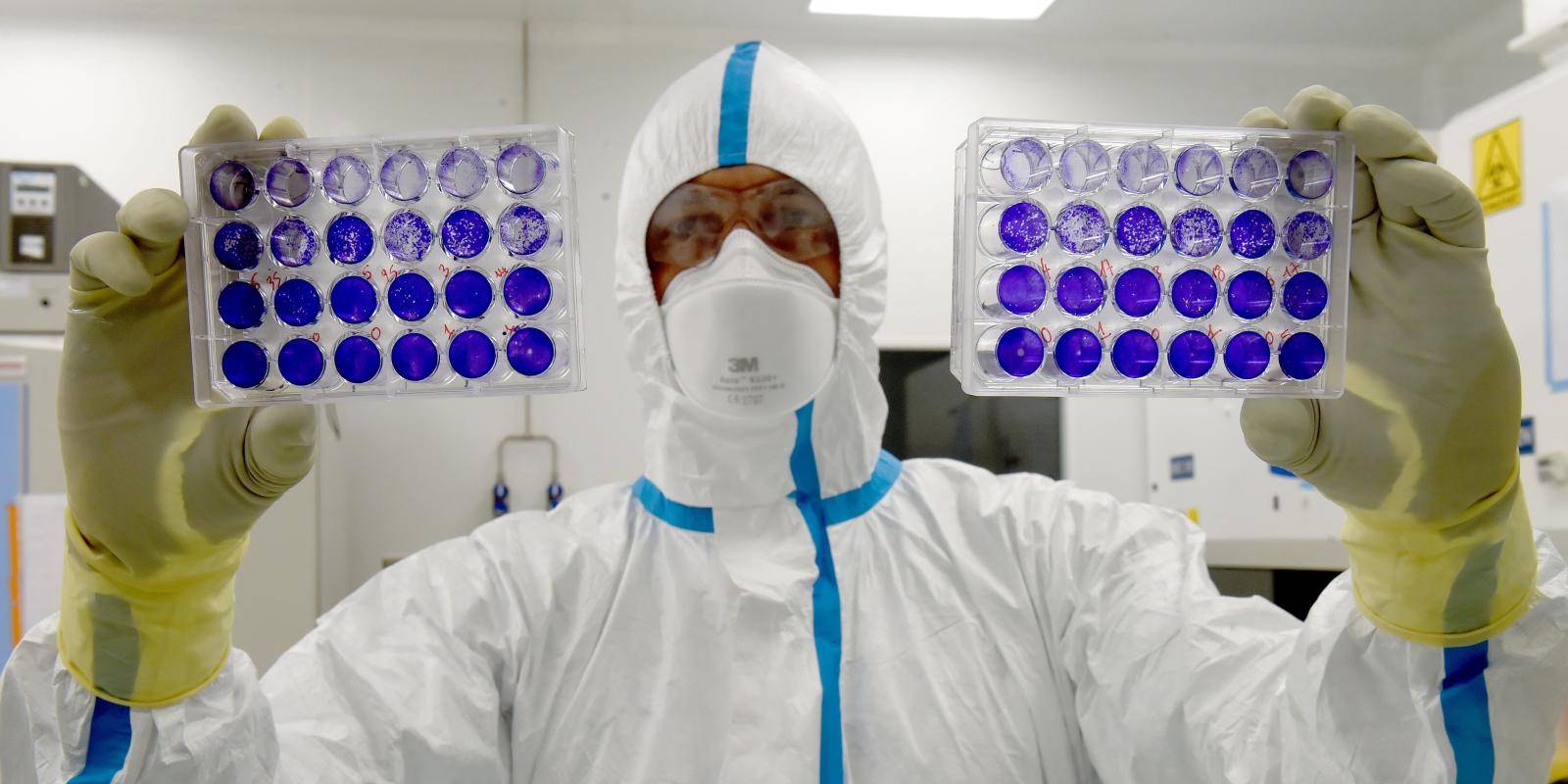 AS Setop Kucuran Dana untuk Riset Virus Berisiko Tinggi