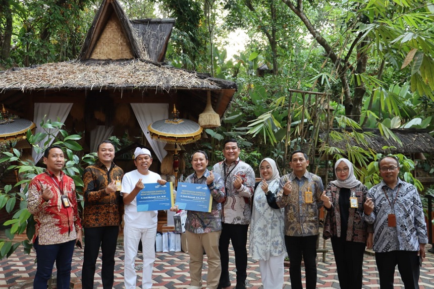 Bank Mandiri Taspen Temui Gubernur Jabar KDM, Dukung Kese...