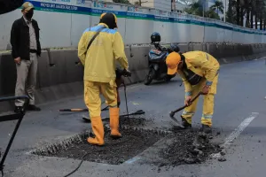 DPRD Minta Pemprov DKI Kebut Perbaikan Jalan Selama Musim Kemarau