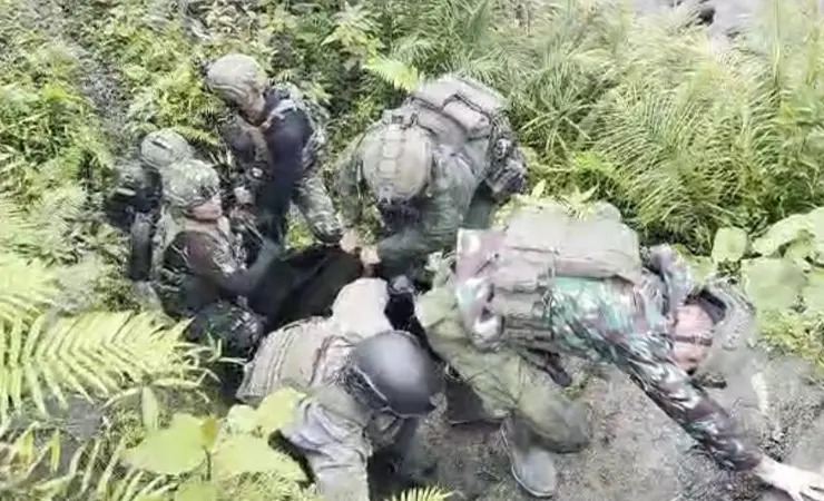 Dua Korban Pasutri OAP Ditemukan! 1 Warga Suku Unaukam Masih Dicari TNI