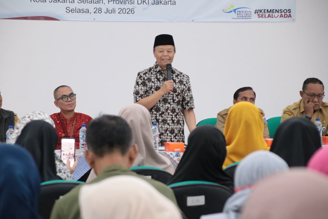 Hidayat Nur Wahid Advokasi Penerima Bansos Agar Lebih Ber...
