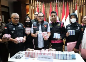 Kasus Korupsi Perizinan Tambang ESDM Jatim: Tersangka Bertambah, Barang Bukti dan Aset Miliaran Rupiah Disita