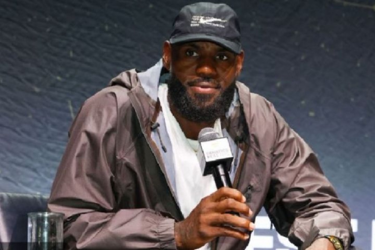 LeBron James Awali Misi Terakhir di Philadelphia 76ers