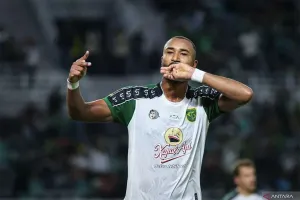 Persebaya Melangkah ke Semi...