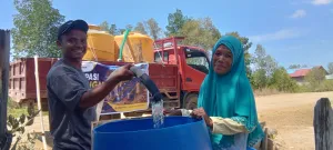 Kekeringan Landa Seram Bagian Timur, Kementerian PU Salurkan 14 Ribu Liter Air Bersih