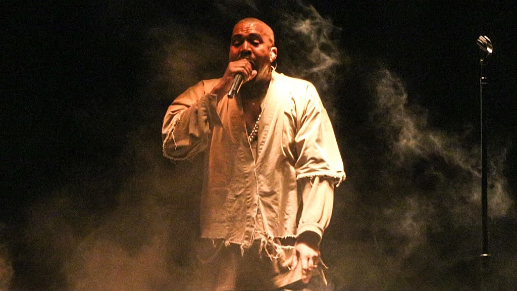 Konser di Jakarta, Kanye West Boyong Dome Stage Raksasa k...