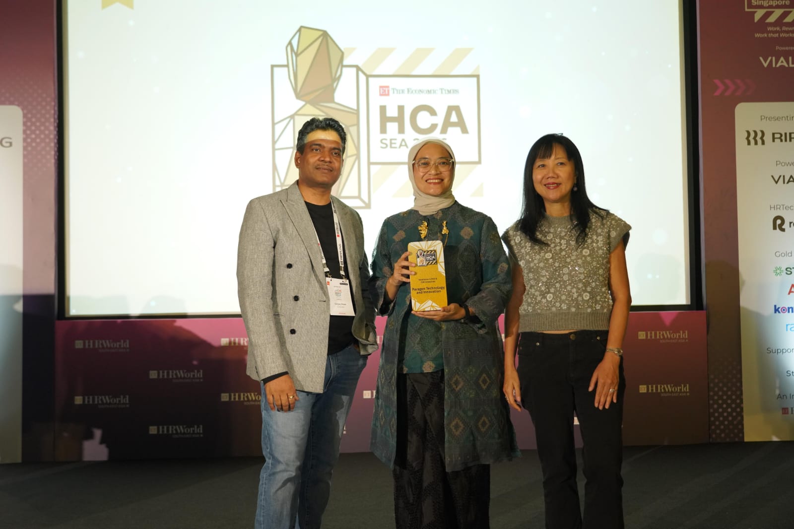 Paragonian Bergerak Bawa ParagonCorp Raih Gold Award ETHC...