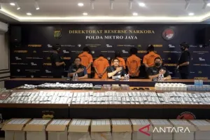 Polisi Bongkar Sindikat Peredaran Ribuan Butir Obat Keras di Tanah Abang, 5 Orang Ditangkap