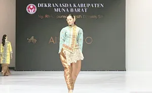 Tembus Panggung IFW 2026! Tenun Benteng Tiworo Muna Barat Sukses Bikin Takjub JCC