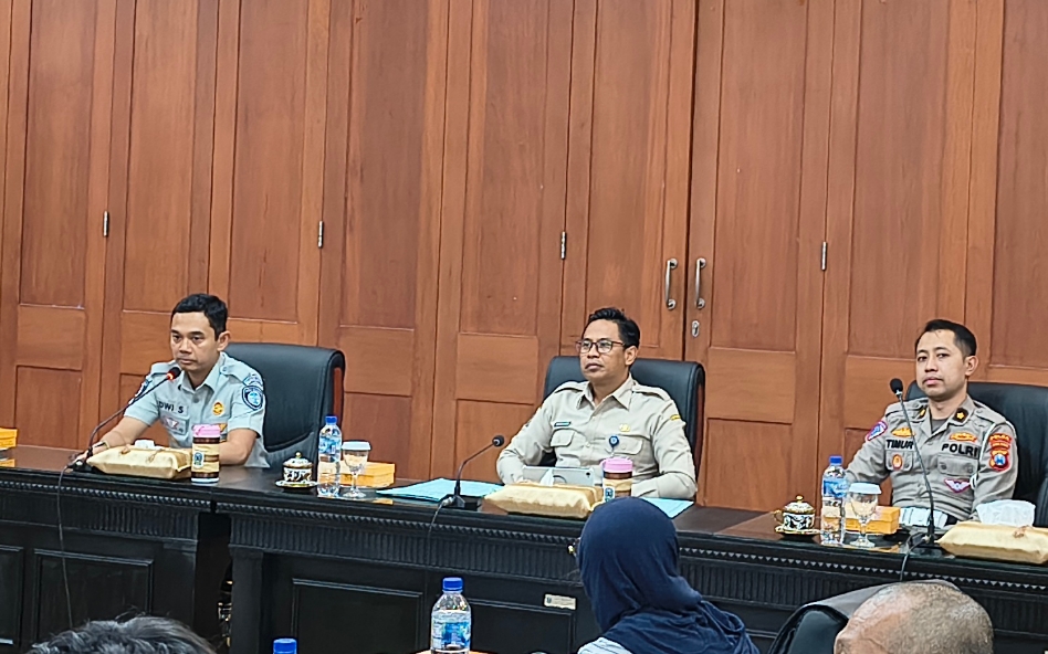Kejutan HUT RI, Pemprov Jatim Hapus Denda Pajak Kendaraan...