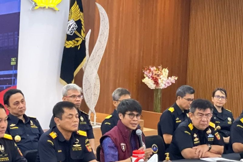 Polisi Ungkap Pilot Malaysi...