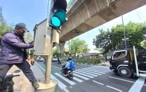 DKI Pasang Pelican Crossing...