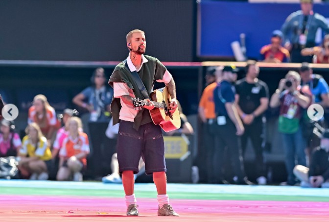 Dilelang, Sepatu Justin Bieber yang Dipakai di Show Final Piala Dunia 2026 Laku Rp475,9 Juta