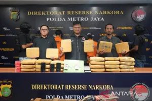Ditresnarkoba Polda Metro J...