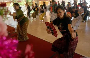 Komunitas Tari Tulungagung Menggelar Nyantrik#9 Menghadirkan Maestro Tari Bali