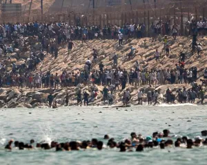 Korban Tewas Krisis Imigran Ceuta Tembus 67 Orang, Spanyol Kritik Solidaritas Uni Eropa dan Bangun Penghalang di Laut