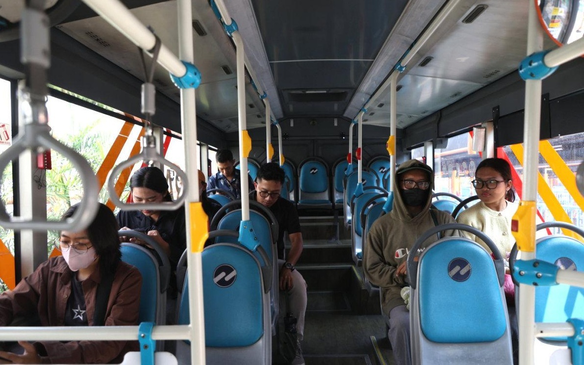 Resmi Naik, Tarif Bus Transjakarta Rute Blok M–Bandara Soetta Ditetapkan Rp15.000