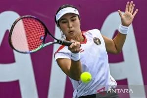 Aldila Sutjiadi Juara Ganda...