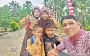 Empat Belas Tahun Desa Medan Mas tanpa Sekolah Dasar