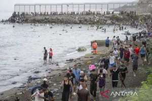 Kasus Imigran Ilegal, Polisi Berjaga di Supermarket Ceuta Usai Kerusuhan Migran
