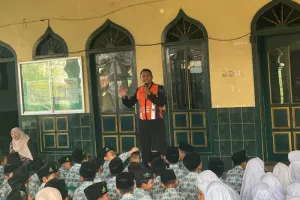 PT KAI Daop 7 Edukasi Siswa Nganjuk tentang Keselamatan Kereta Api