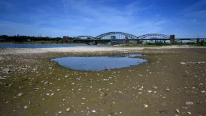  Sungai Rhein Mengering, Stok BBM Jerman Mulai Terancam